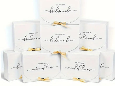 White Bridal Party Personalized Gifts l Bridesmaid Gift Boxes l BOX-001